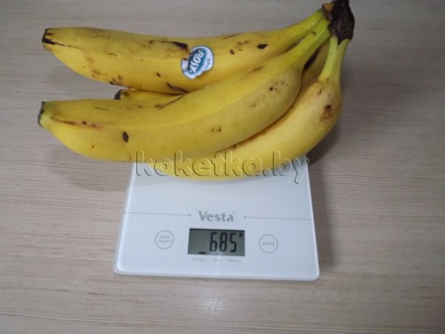 Вес среднего банана без кожуры