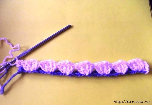 Красивый двухцветный узор для вязания крючком пледа и коврика (20) (500x345, 72Kb)