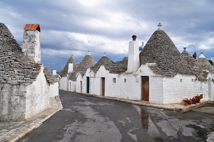 3925073_alberobellotrulli2 (700x464, 137Kb)