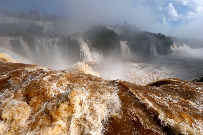 водопады игуасу бразилия фото 1 (700x466, 256Kb)