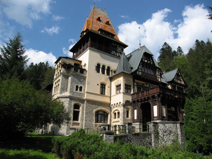 Замок Пелеш румыния фото 8 (700x525, 408Kb)