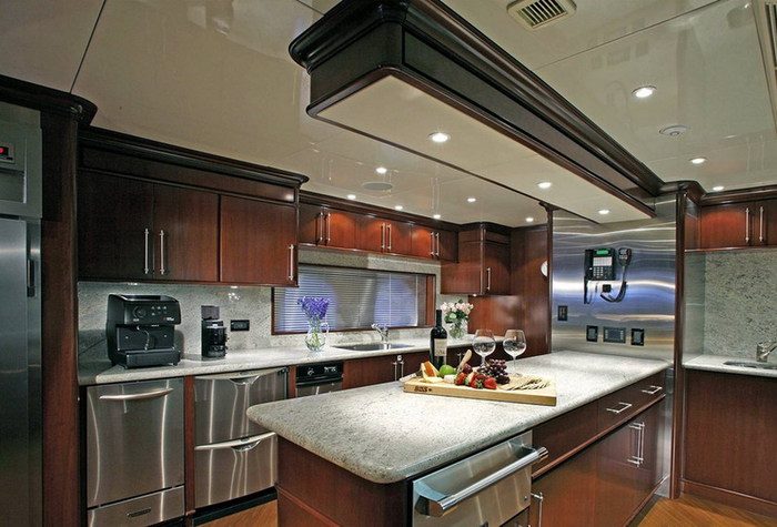 yachts_interiors_01 (700x475, 91Kb)
