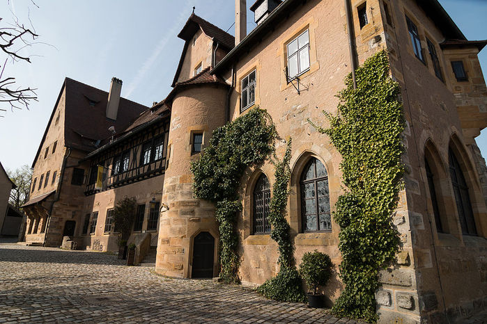 Schloss_Altenburg,_Bamberg (700x466, 116Kb)