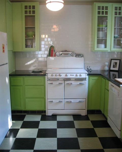 black-white-checkerboard-floors-tiles-in-kitchen8-2 (480x600, 172Kb)