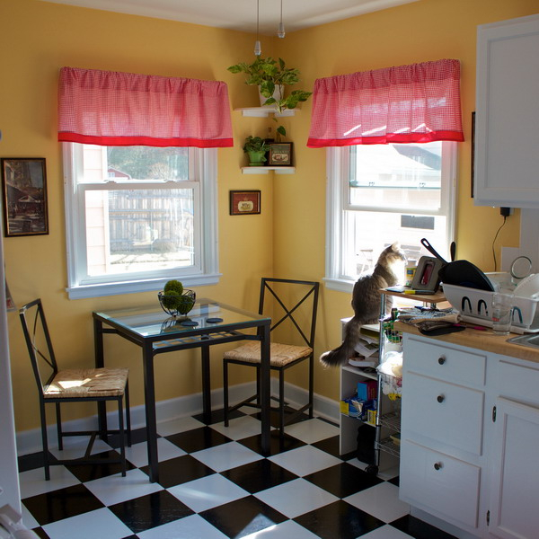 black-white-checkerboard-floors-tiles-in-kitchen11-1 (600x600, 290Kb)