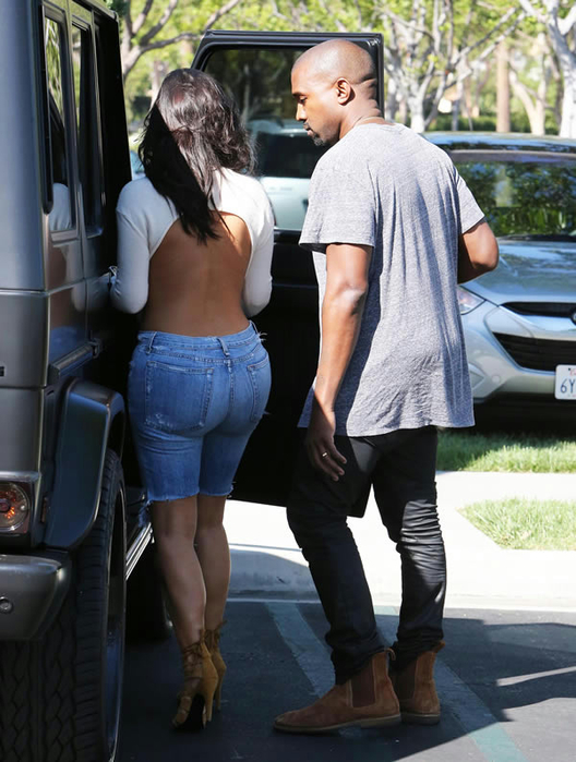 FFN_Kardashian_West_FF10_FF9_101914_51562606 (528x700, 361Kb)