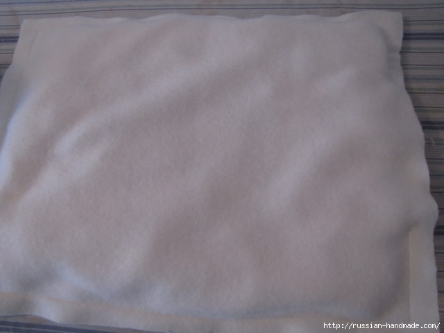 Шитье подушки - красавицы с розочками из флиса (10) (640x480, 95Kb)