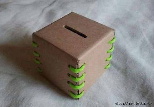 Коробочка-копилка из картона своими руками (15) (493x344, 85Kb)