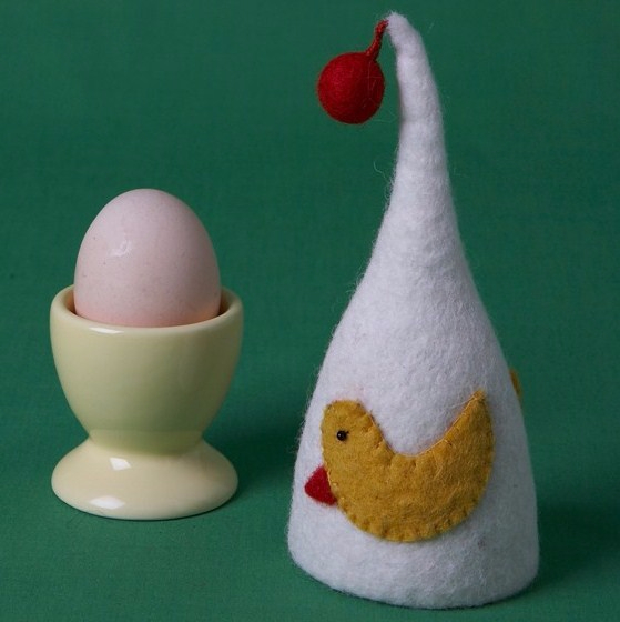 felt-egg-warmer-white-with-chicken (559x560, 182Kb)