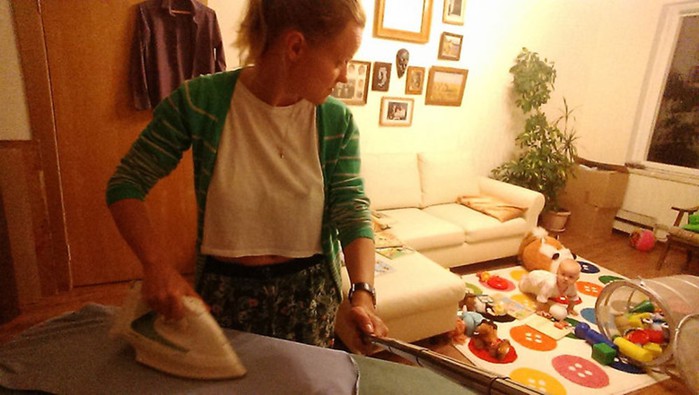 Юлия Скоробогатова с помощью селфи показала, что такое - быть мамой