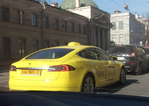 Превью яндекс такси тесла (700x498, 279Kb)