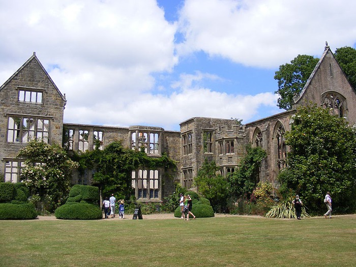 Nymans Gardens 30808