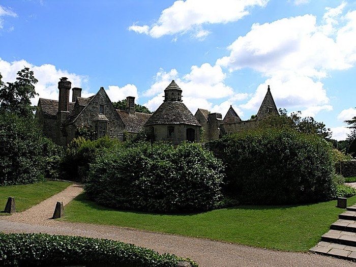 Nymans Gardens 15331