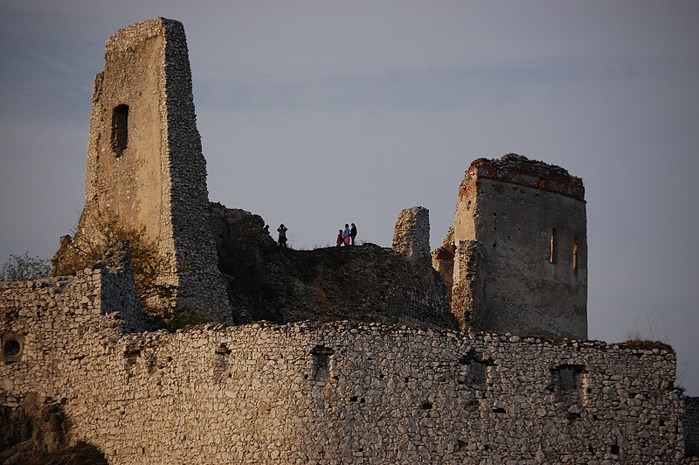 Чахтицкий замок (Cachtice castle) -замок Кровавой Графини. 55677