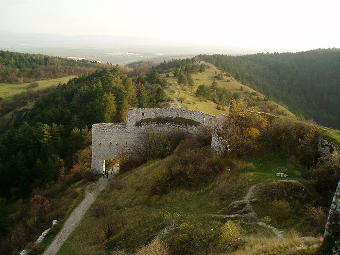 Чахтицкий замок (Cachtice castle) -замок Кровавой Графини. 79996