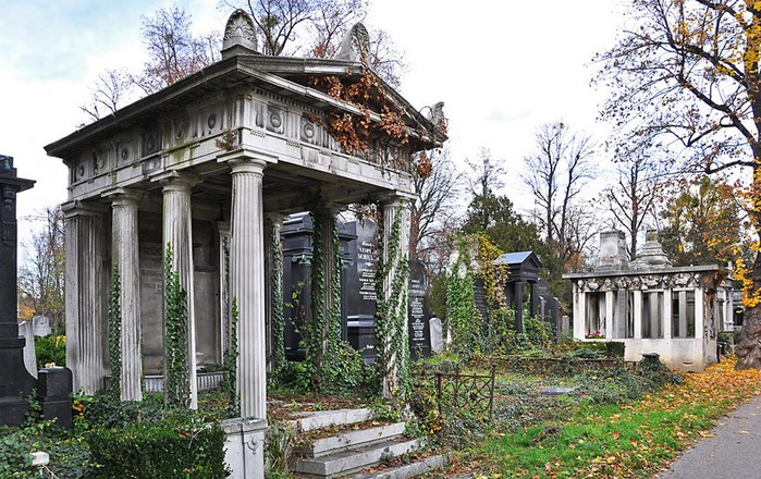 10 интереснейших кладбищ Европы 77213