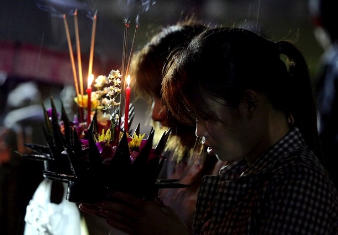 Loy Krathong фестиваль в Бангкоке, 21 ноября 2010 года.