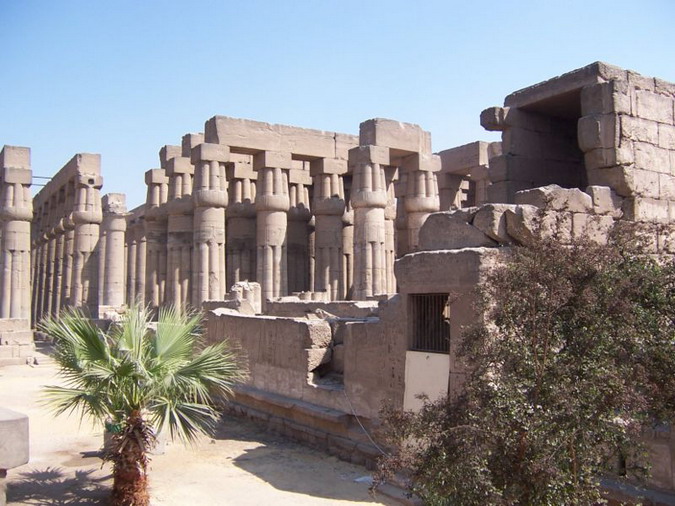 Храм Карнак в Луксоре, авеню сфинксов (675x506, 114Kb)