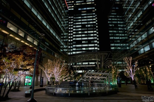 Рождественский Токио Roppongi-Christmas-2010-009-G2768-600x400 (Tokyo Midtown)