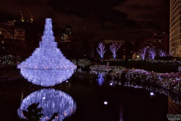 Рождественский Токио Roppongi-Christmas-2010-020-G2942-600x400 (Roppongi Hills Christmas Lights)
