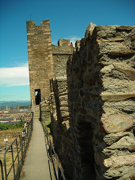 Понферрада (Castillo de Ponferrada) - Замок тамплиеров 14503