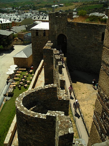 Понферрада (Castillo de Ponferrada) - Замок тамплиеров 28312