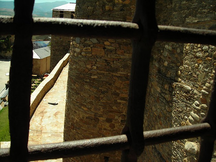 Понферрада (Castillo de Ponferrada) - Замок тамплиеров 98839