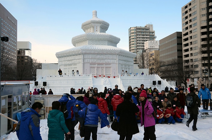 62-ой фестиваль снега в Саппоро (62nd snow festival in Sapporo), 7 февраля 2011 года.