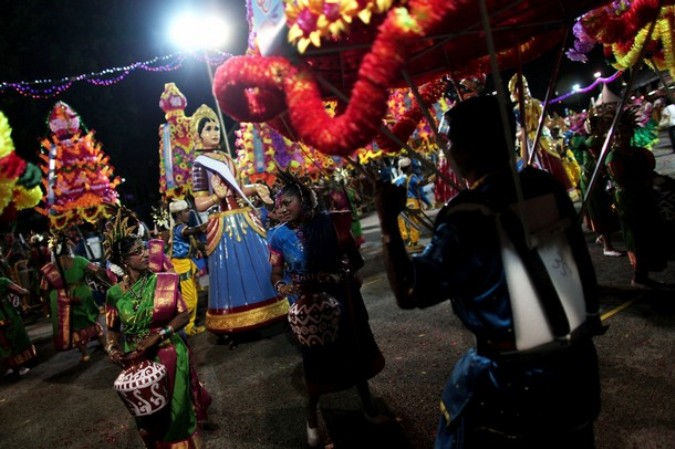 Чингай (Chingay) парад в Сингапуре, 11 февраля 2011 года.