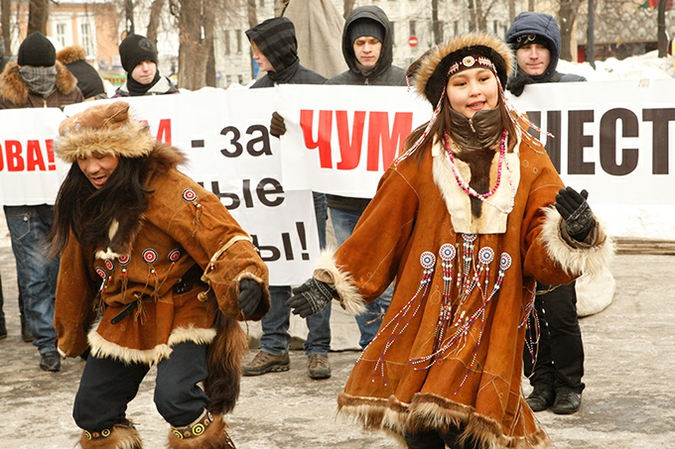 Шаманы прокляли Сергея Миронова, Пушкинская площадь, Москва, 25 февраля 2011 года.