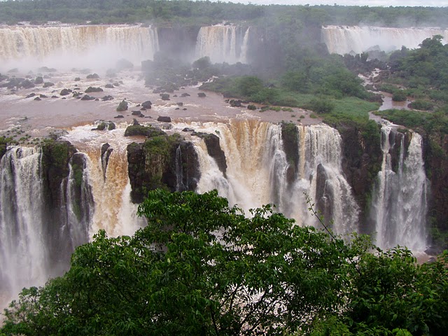 Водопады Игуасу (640x480, 103Kb)