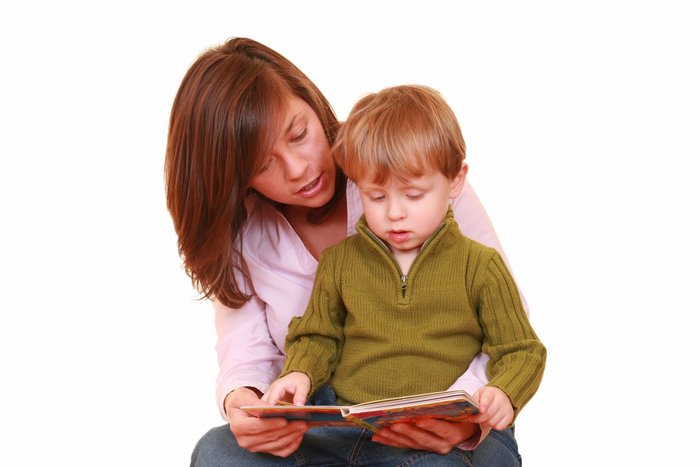 Как привить ребенку любовь к чтению: 10 заповедей родителя.