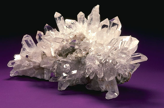 Красота в камне 73102173_Mineral_Quartz_Crystal