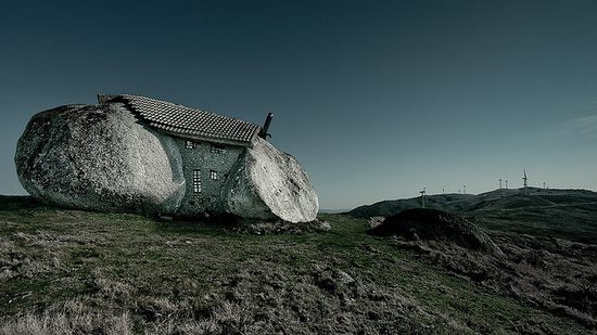 stone-house03 (550x309, 105Kb)