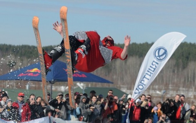 Райдеры приняли участие в Red Bull Jump аnd Freeze festival неподалёку от Санкт-Петербурга./2270477_42 (675x425, 75Kb)