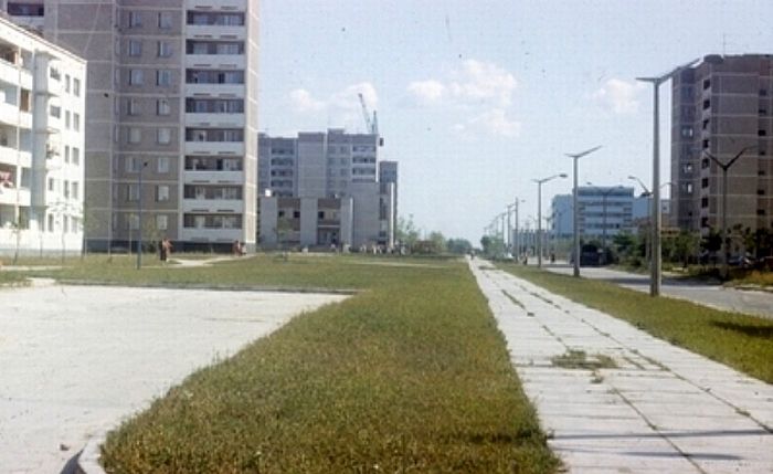 Чернобыльская АЭС имени В.И. Ленина (современные фотографии) Chernobyl9 (700x429, 47Kb)