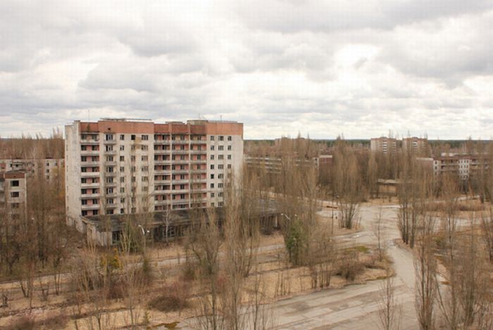 Чернобыльская АЭС имени В.И. Ленина (современные фотографии) Chernobyl41 (700x469, 53Kb)