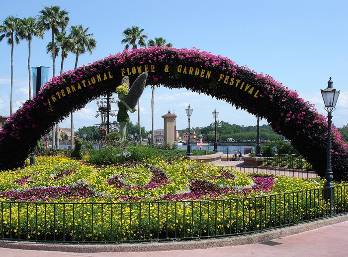 All sizes  Epcot's Flower and Garden Festival  Flickr - Photo Sharing! (700x516, 837Kb)