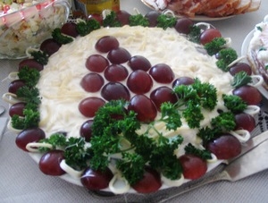 salat_vinogradnaya_loza (300x227, 60Kb)
