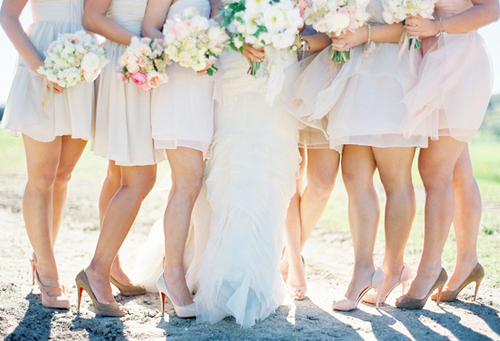 vera-wang-sarah-seven-louboutins-bridesmaids-blush-pink_large (500x341, 195Kb)