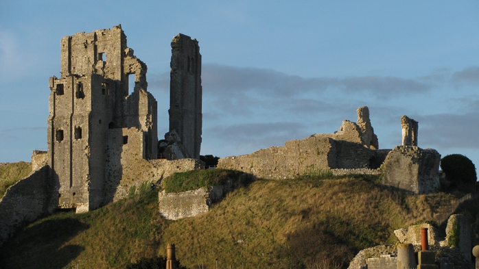 3243458_Corfe_Castke_57 (700x393, 214Kb)