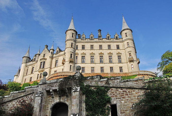 800px-Dunrobin_Castle3 (700x469, 90Kb)