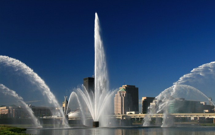 All sizes Fountains on the Great Miami Flickr - Photo Sharing! (700x440, 402Kb)