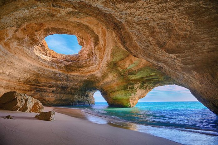 Пещера-в-Алгарве-Португалия (700x466, 91Kb)