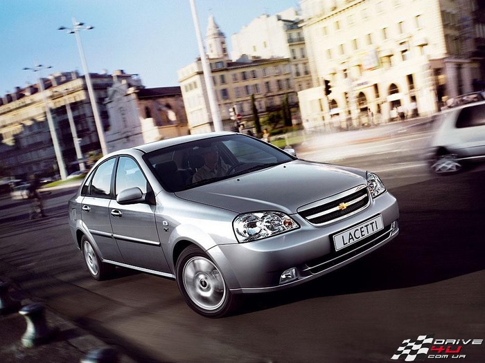 Chevrolet_Lacetti_sedan_dynamic_1x1024x768 (700x525, 111Kb)