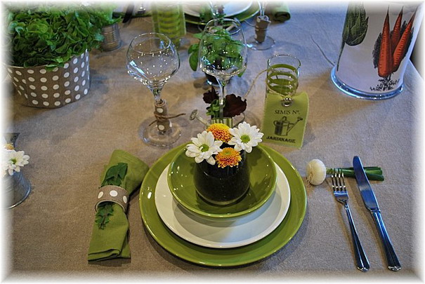 ephemeral-garden-table-setting5 (605x405, 92Kb)