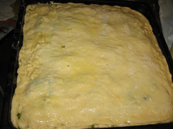Пирог с рыбой из дрожжевого теста в духовке с капустой рецепт фото пошагово