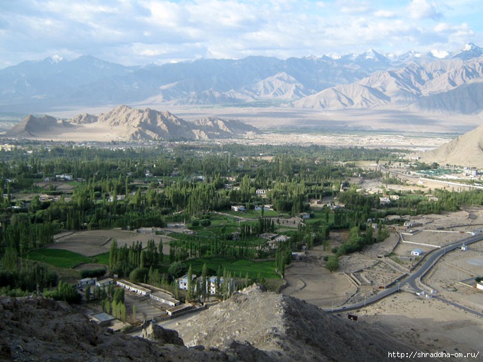 Indiya, Leh, Shanti Stupa 1 (700x525, 238Kb)