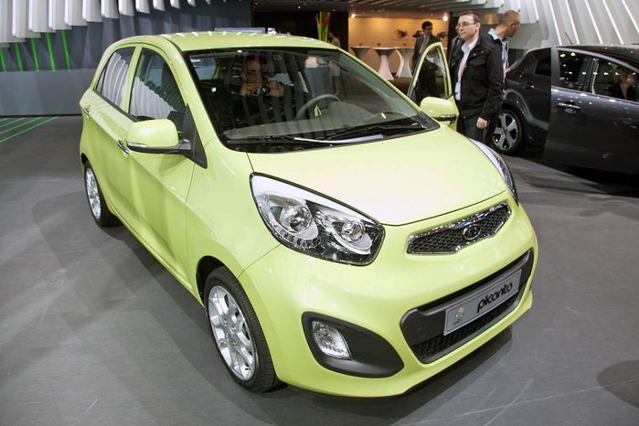 kia-picanto-2011-en-ginebra-7320_12 (700x466, 67Kb)