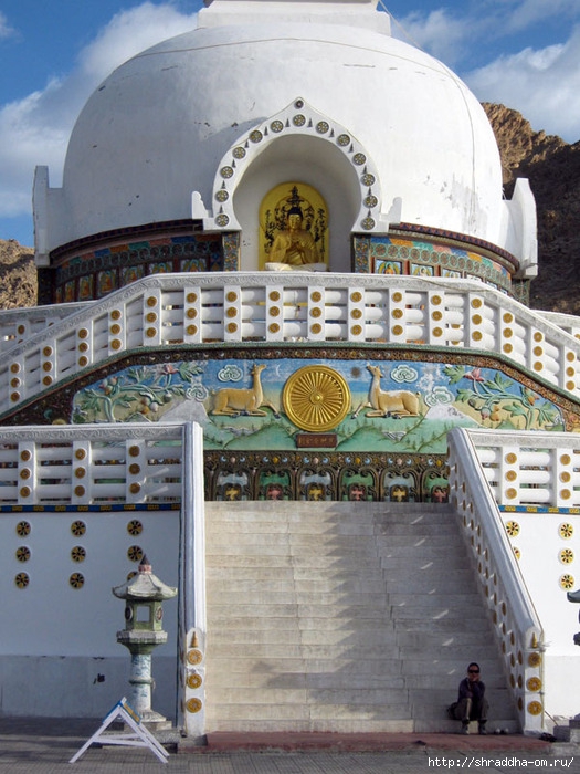 Indiya, Leh, Shanti Stupa 6 (525x700, 283Kb)